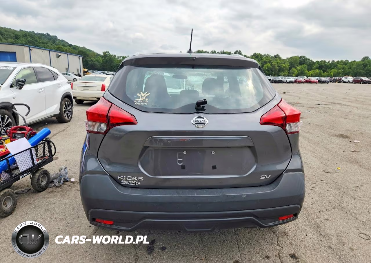 2019 Nissan Kicks Sv VIN:3N1CP5CU0KL546830 - 6