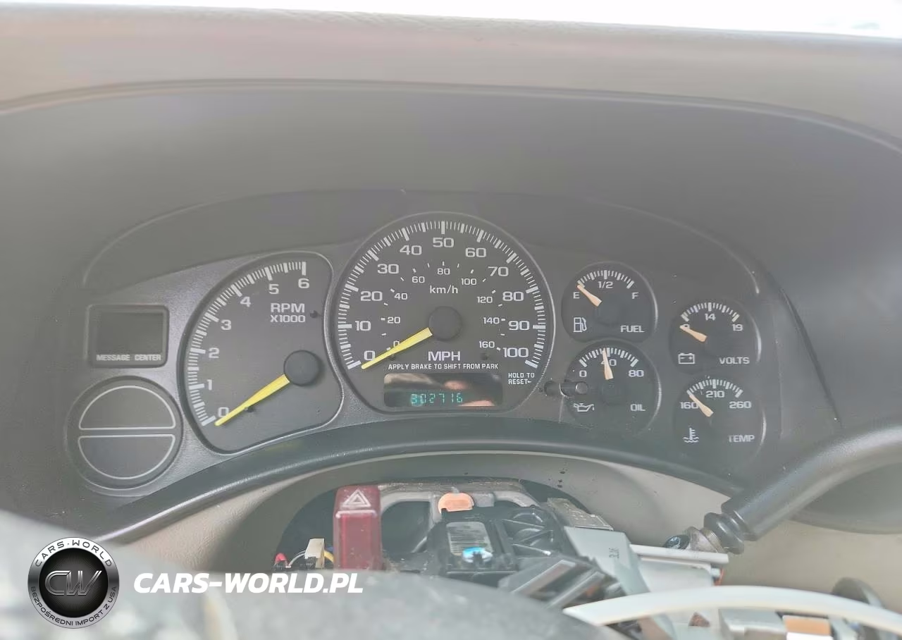 2002 Chevrolet Suburban K1500 VIN:3GNFK16ZX2G243143 - 9