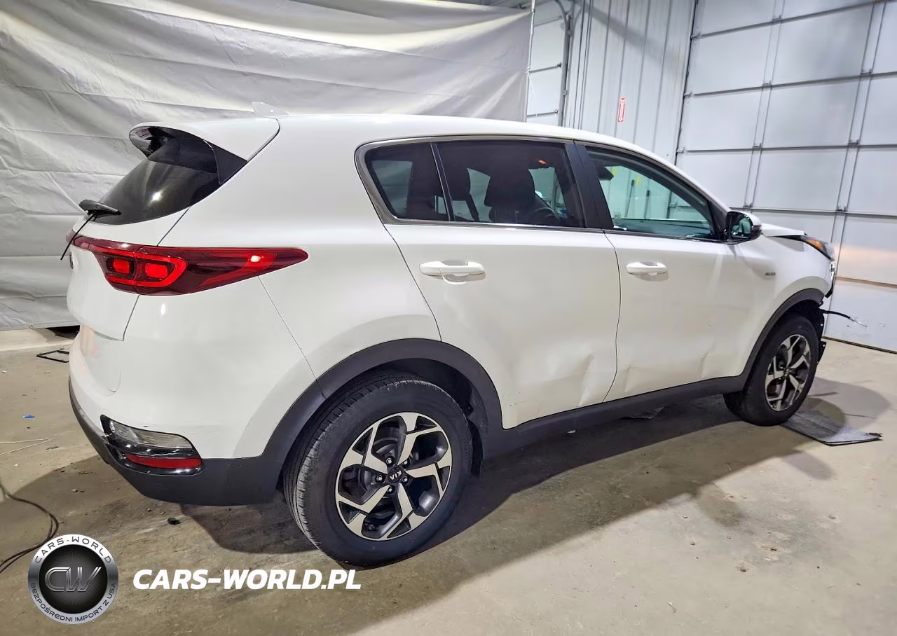 2020 Kia Sportage Lx VIN:KNDPMCAC0L7670379 - 3