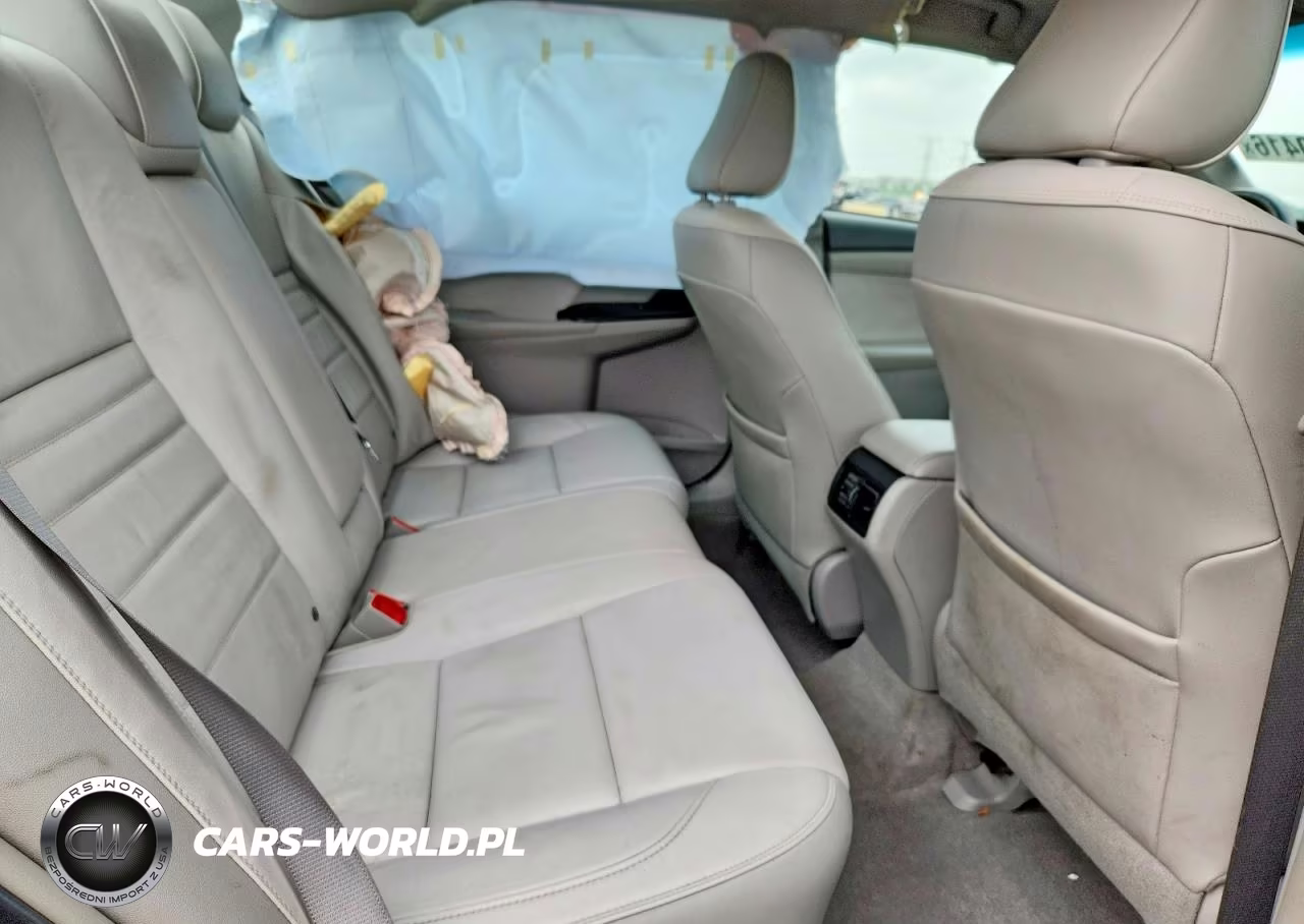 2015 Toyota Camry Xle VIN:4T4BF1FK9FR471055 - 10