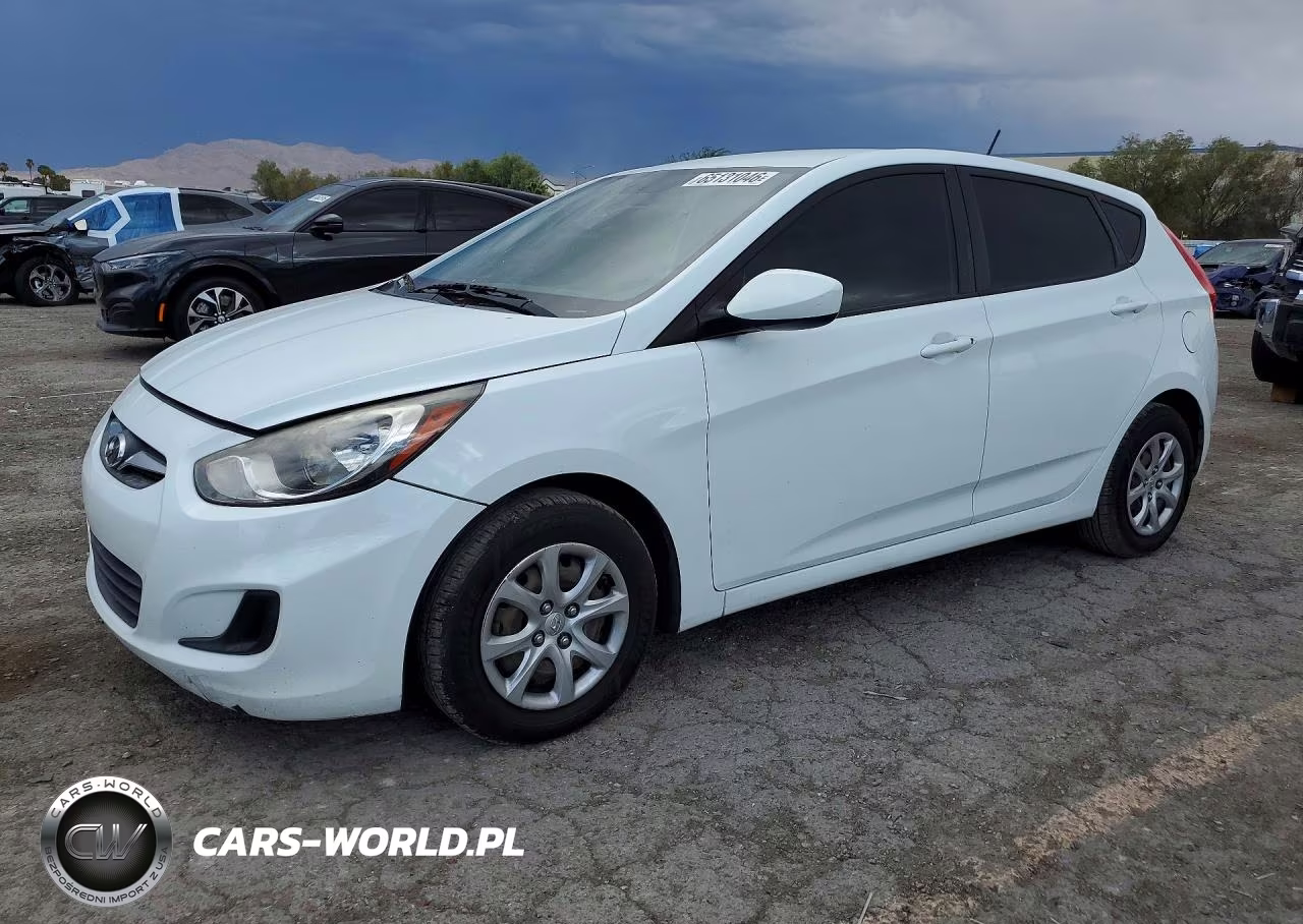 2013 Hyundai Accent Gs – zdjęcie 1 z 12
