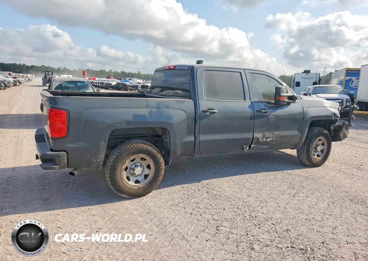 2018 Chevrolet Silverado K1500 VIN:3GCUKNECXJG402701 - 3
