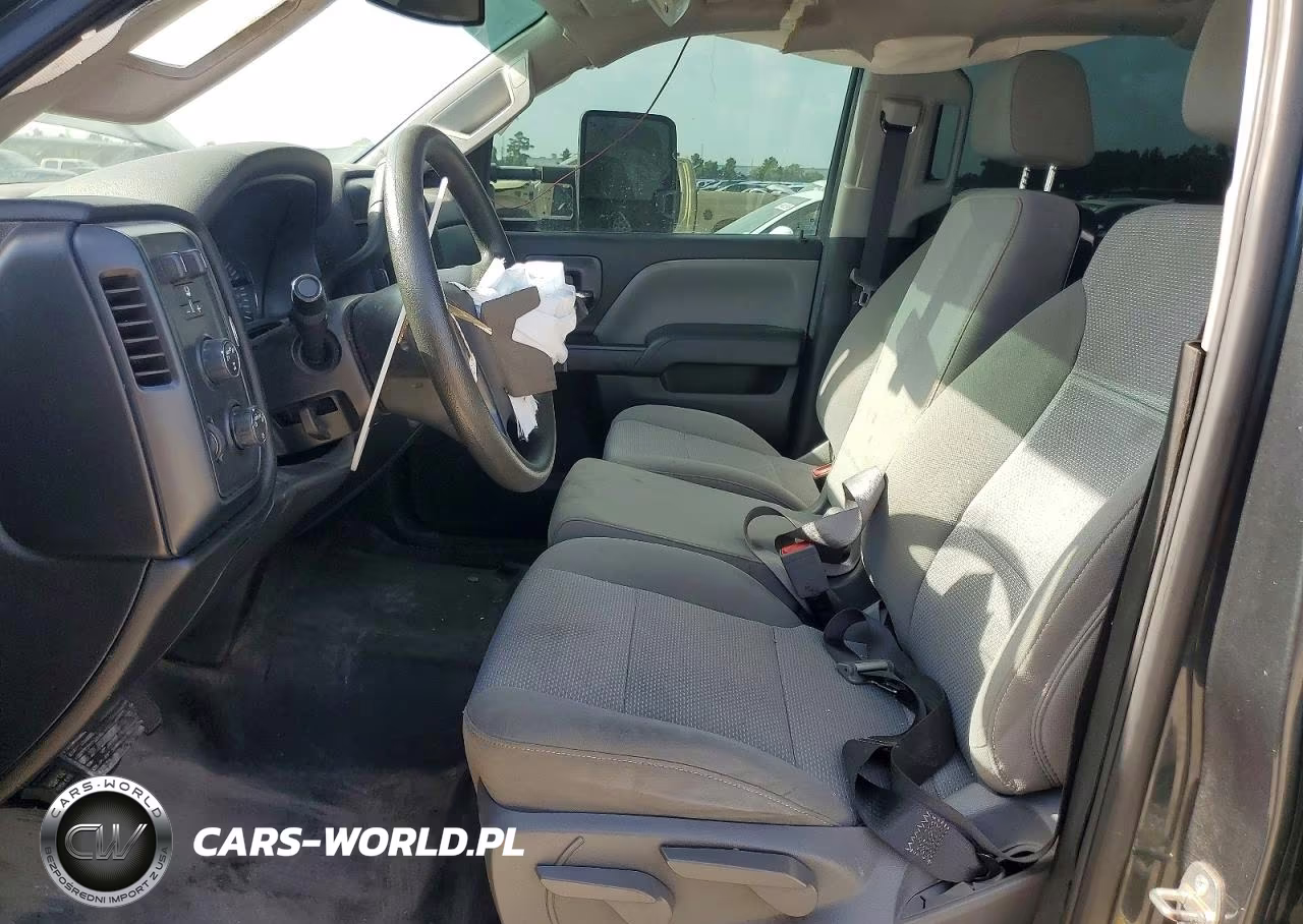 2018 Chevrolet Silverado K1500 VIN:3GCUKNECXJG402701 - 7