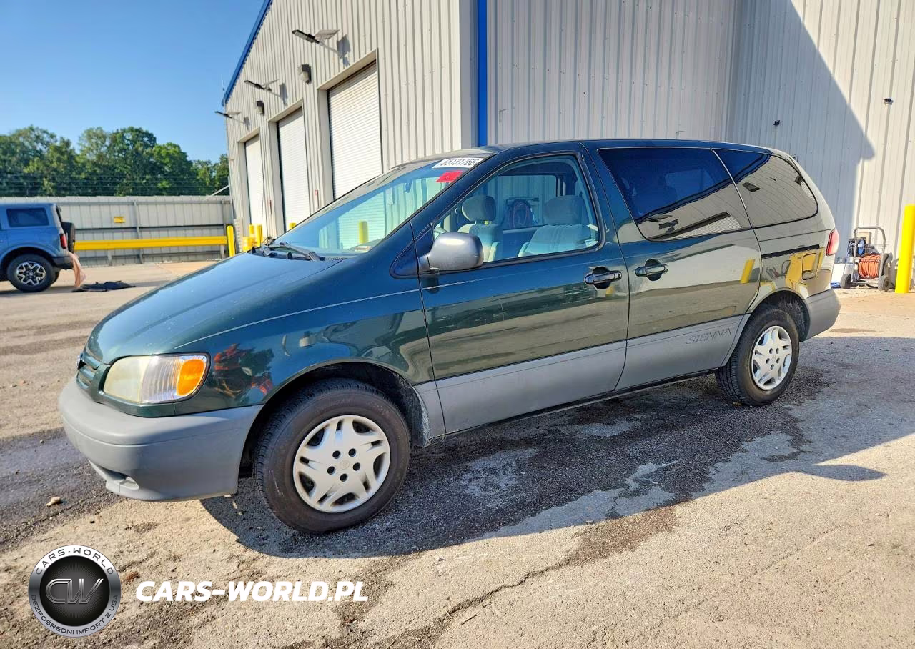 2001 Toyota Sienna Ce