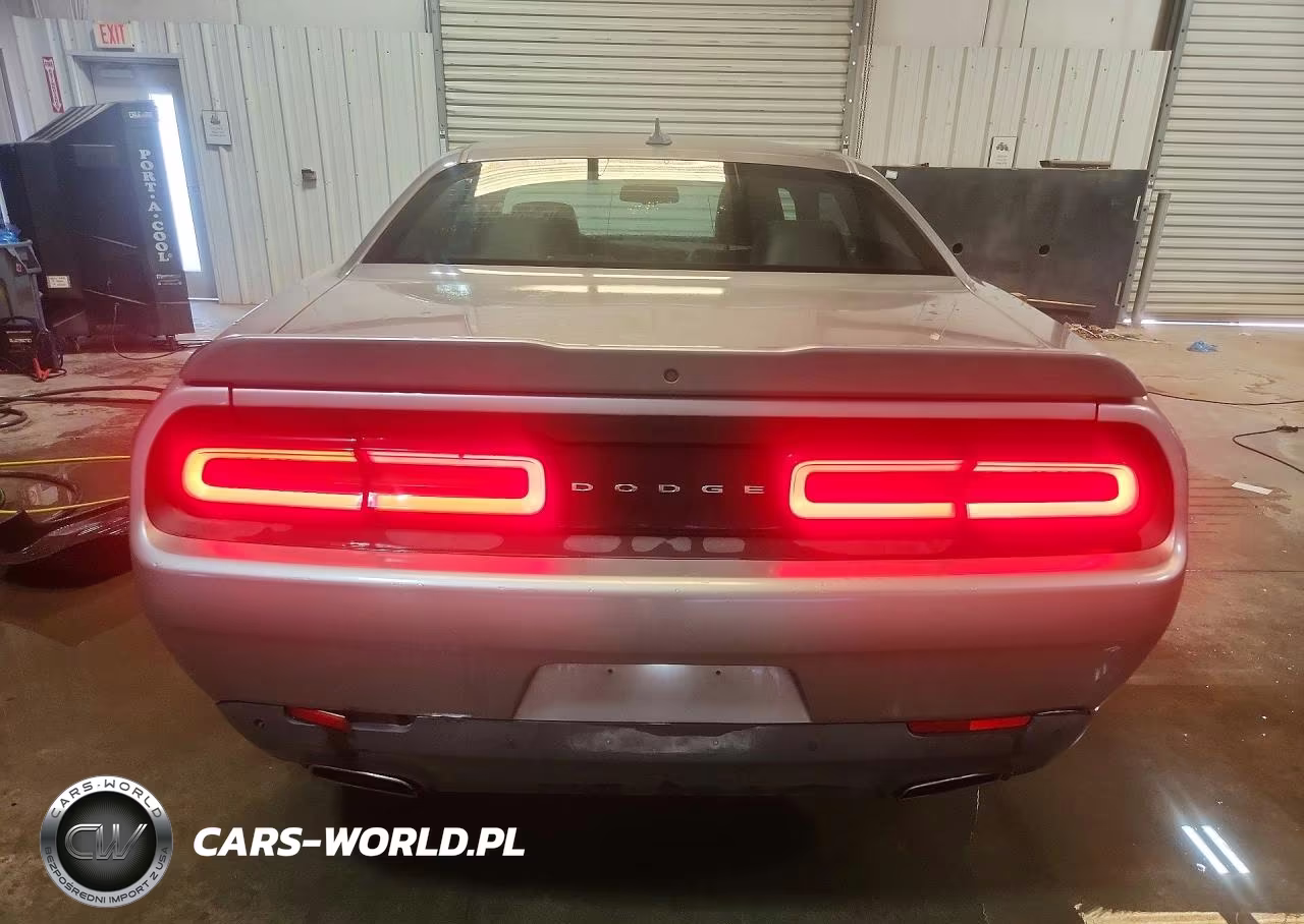 2017 Dodge Challenger Gt VIN:2C3CDZGG6HH641092 - 6
