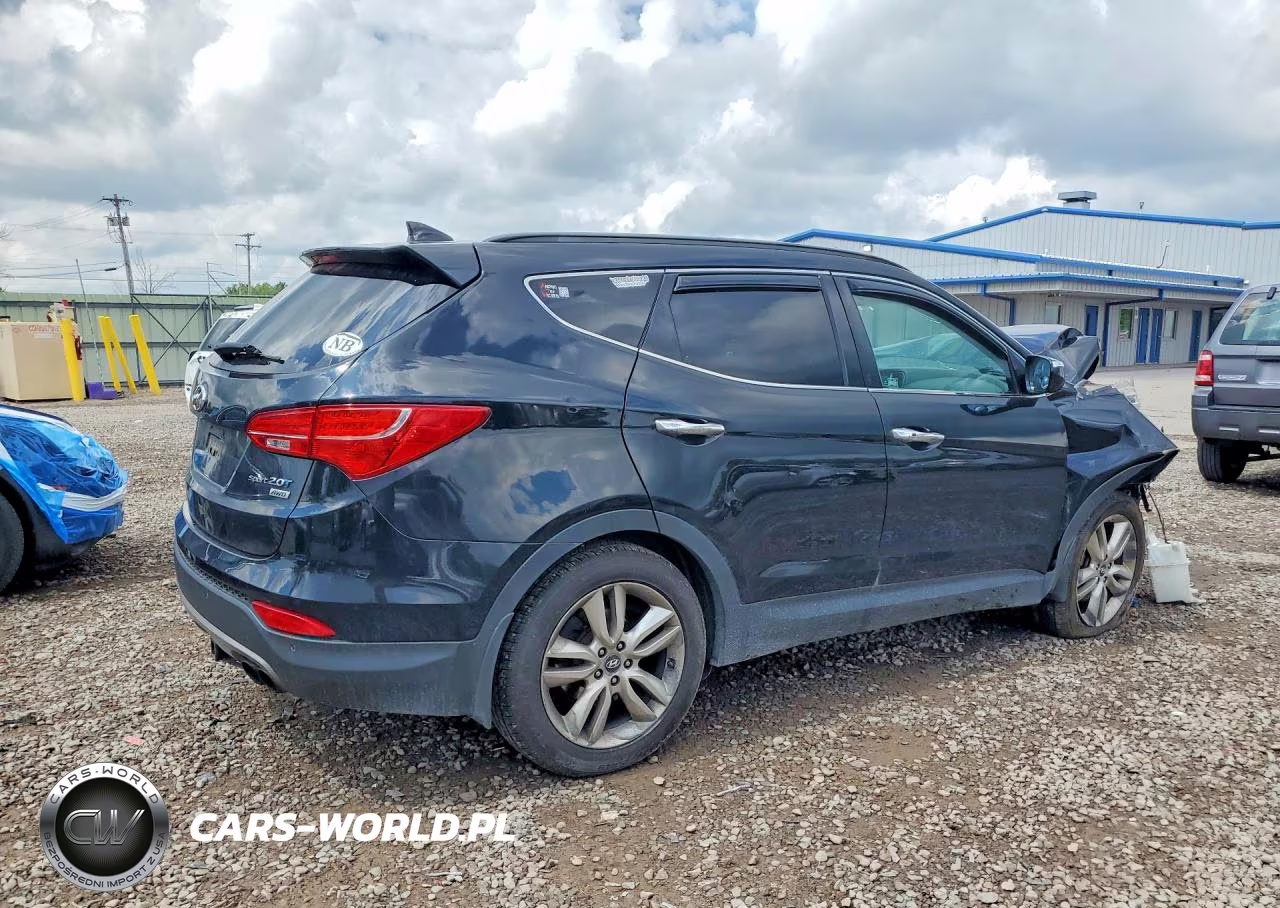 2014 Hyundai Santa Fe Sport 2.0T VIN:5XYZWDLA2EG139811 - 3