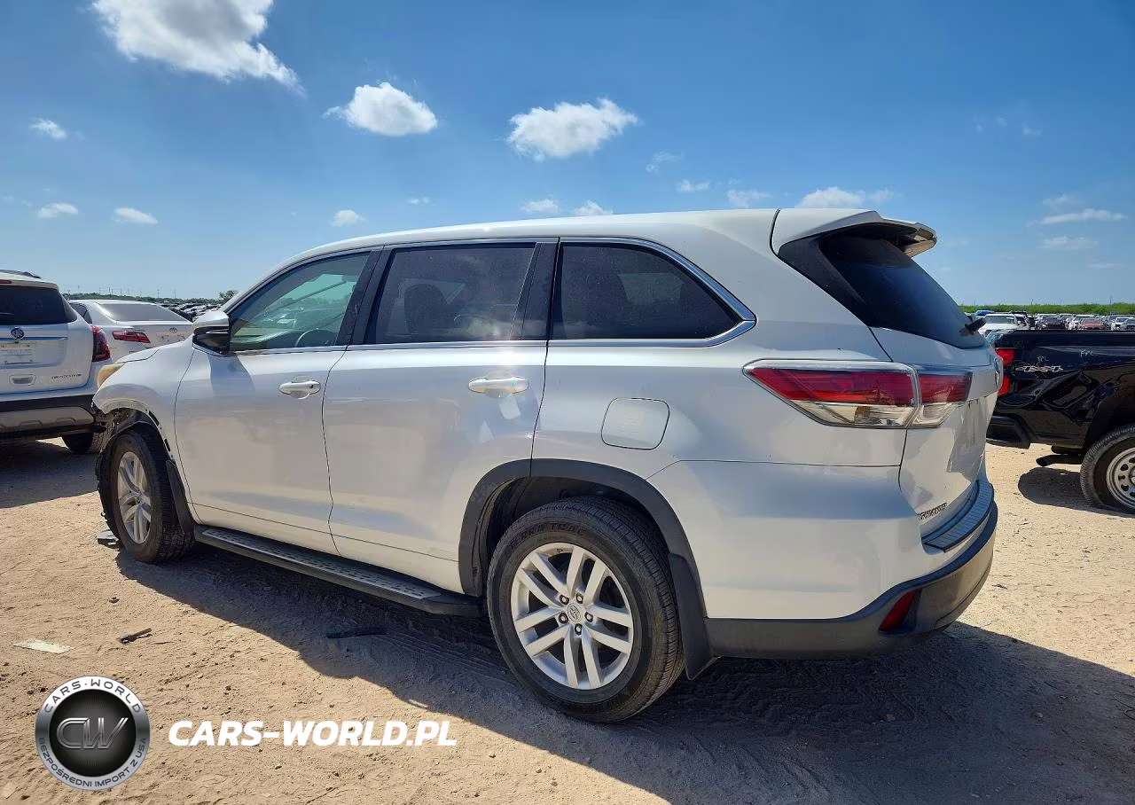 2015 Toyota Highlander Le VIN:5TDZARFH2FS010847 - 2