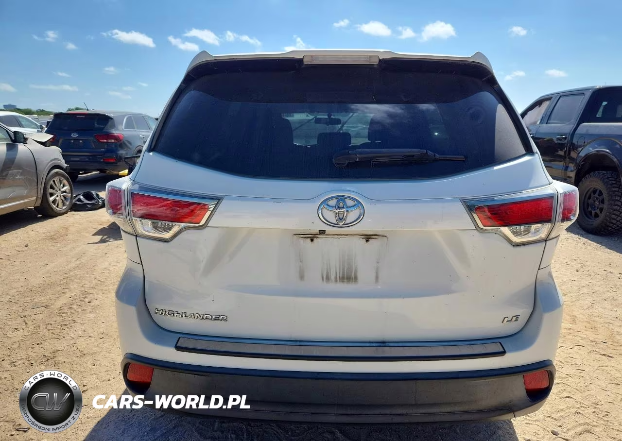 2015 Toyota Highlander Le VIN:5TDZARFH2FS010847 - 6