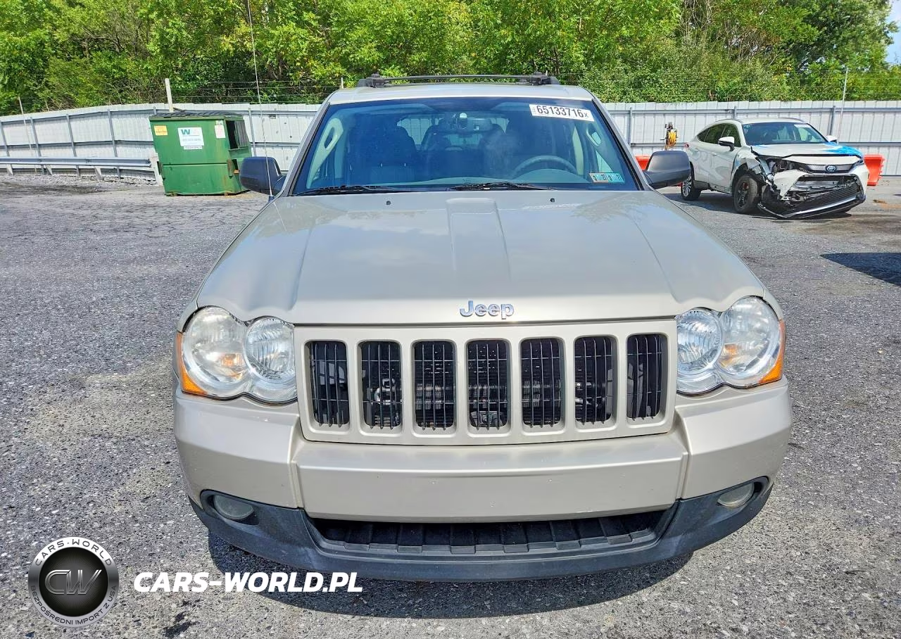 2010 Jeep Grand Cherokee Laredo VIN:1J4PR4GKXAC119915 - 5
