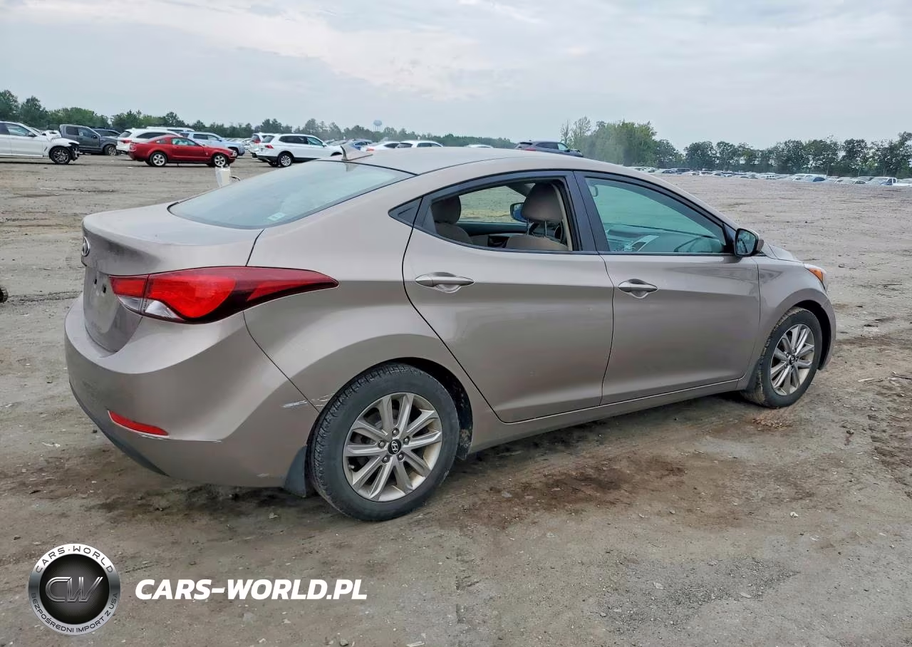 2015 Hyundai Elantra Se VIN:5NPDH4AE8FH618125 - 3