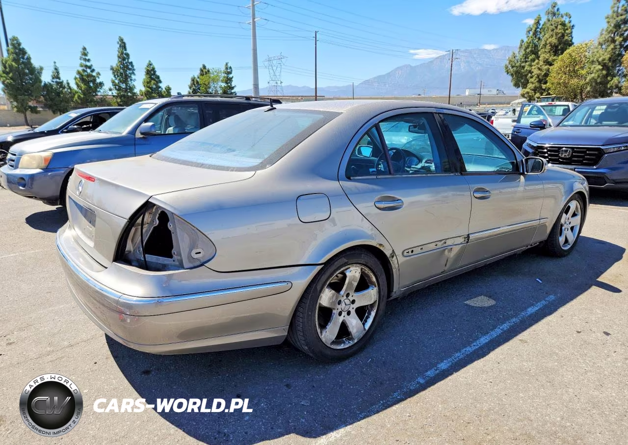 2004 Mercedes-Benz E 500 VIN:WDBUF70JX4A457317 - 3