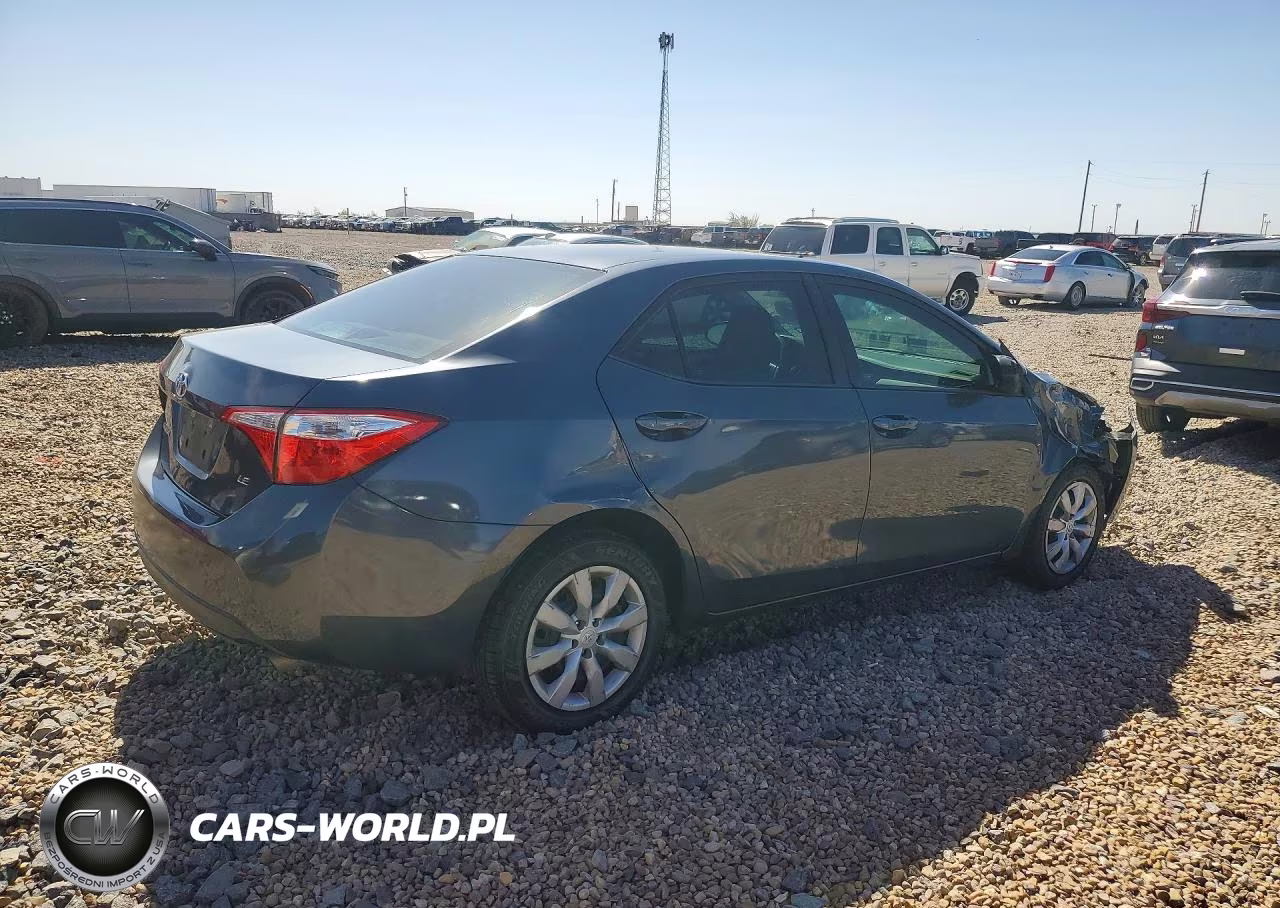 2016 Toyota Corolla Le VIN:5YFBURHE3GP568812 - 3