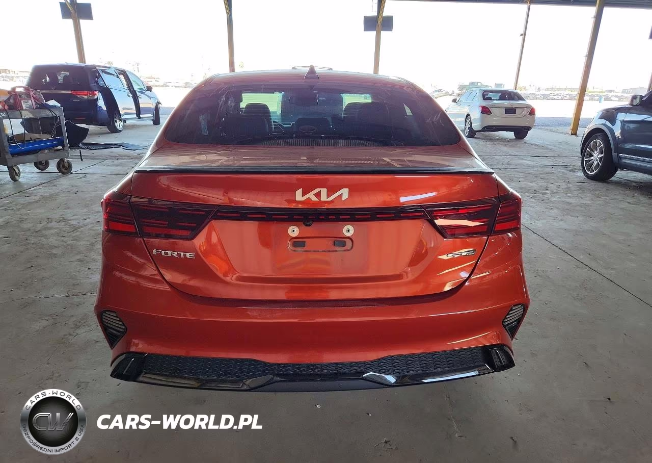 2022 Kia Forte Gt Line VIN:3KPF54AD3NE439874 - 6