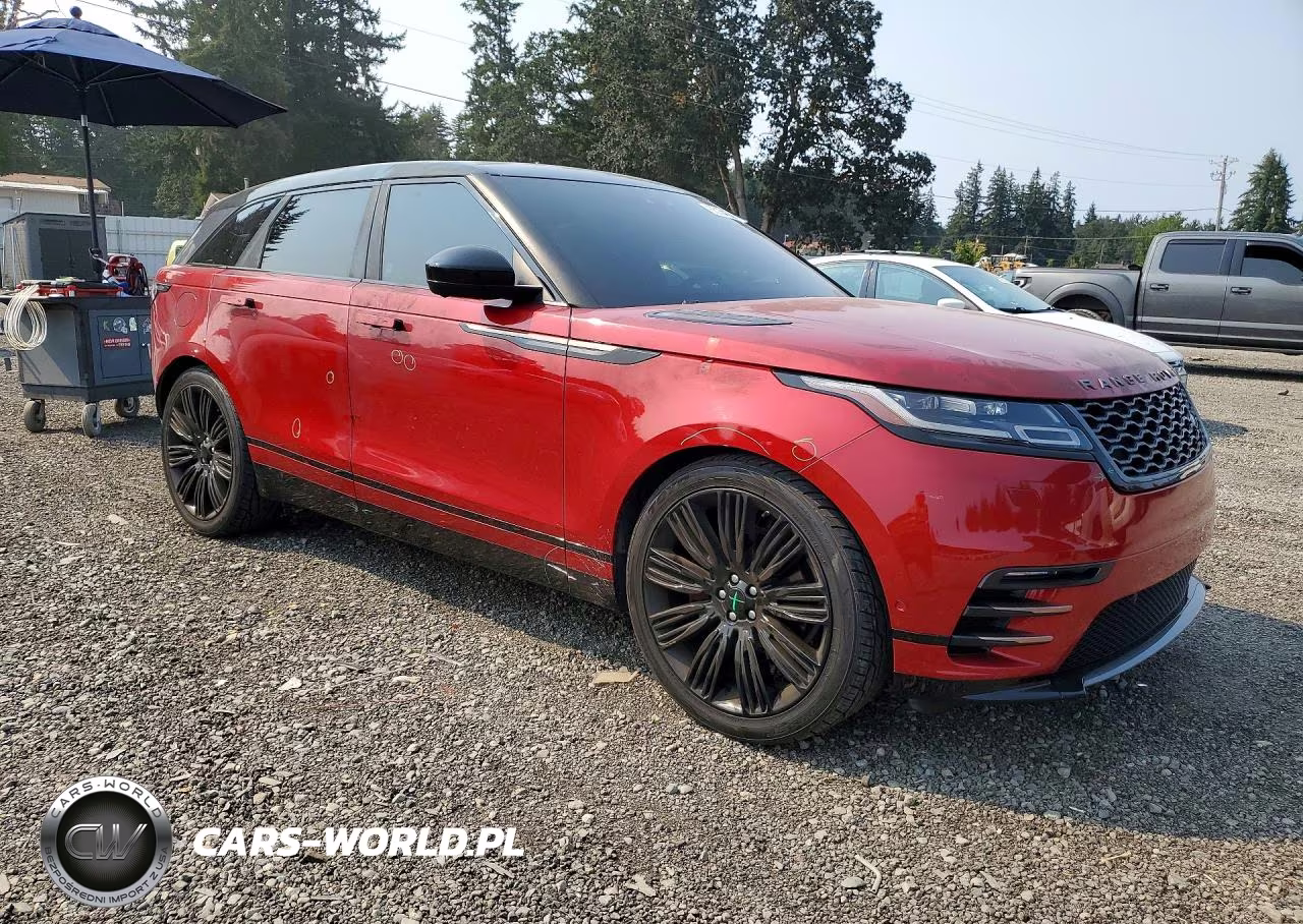 2018 Land Rover Range Rover Velar R-Dynamic Hse VIN:SALYM2RV9JA738854 - 4