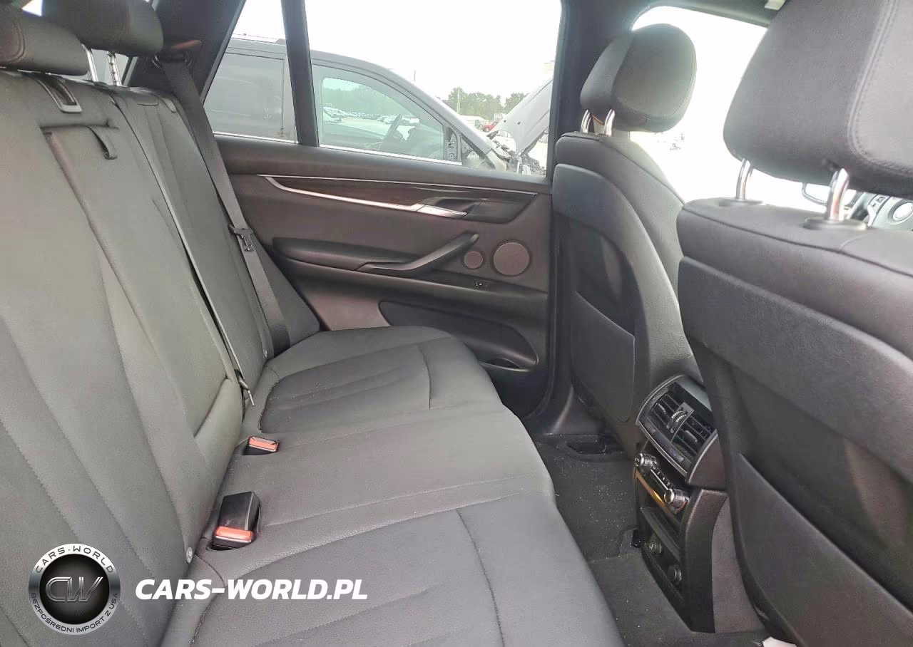 2018 BMW X5 Xdr40E VIN:5UXKT0C52J0V98437 - 11