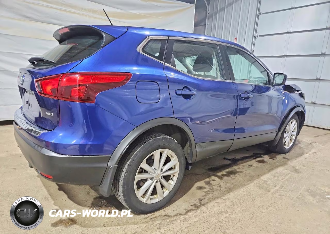 2018 Nissan Rogue Sport S VIN:JN1BJ1CR4JW200824 - 3