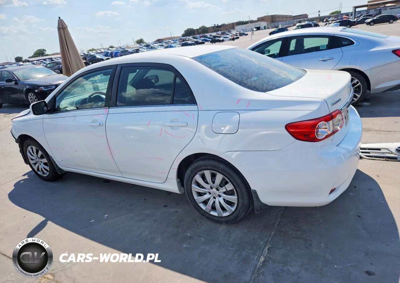 2013 Toyota Corolla Le VIN:5YFBU4EEXDP162559 - 2
