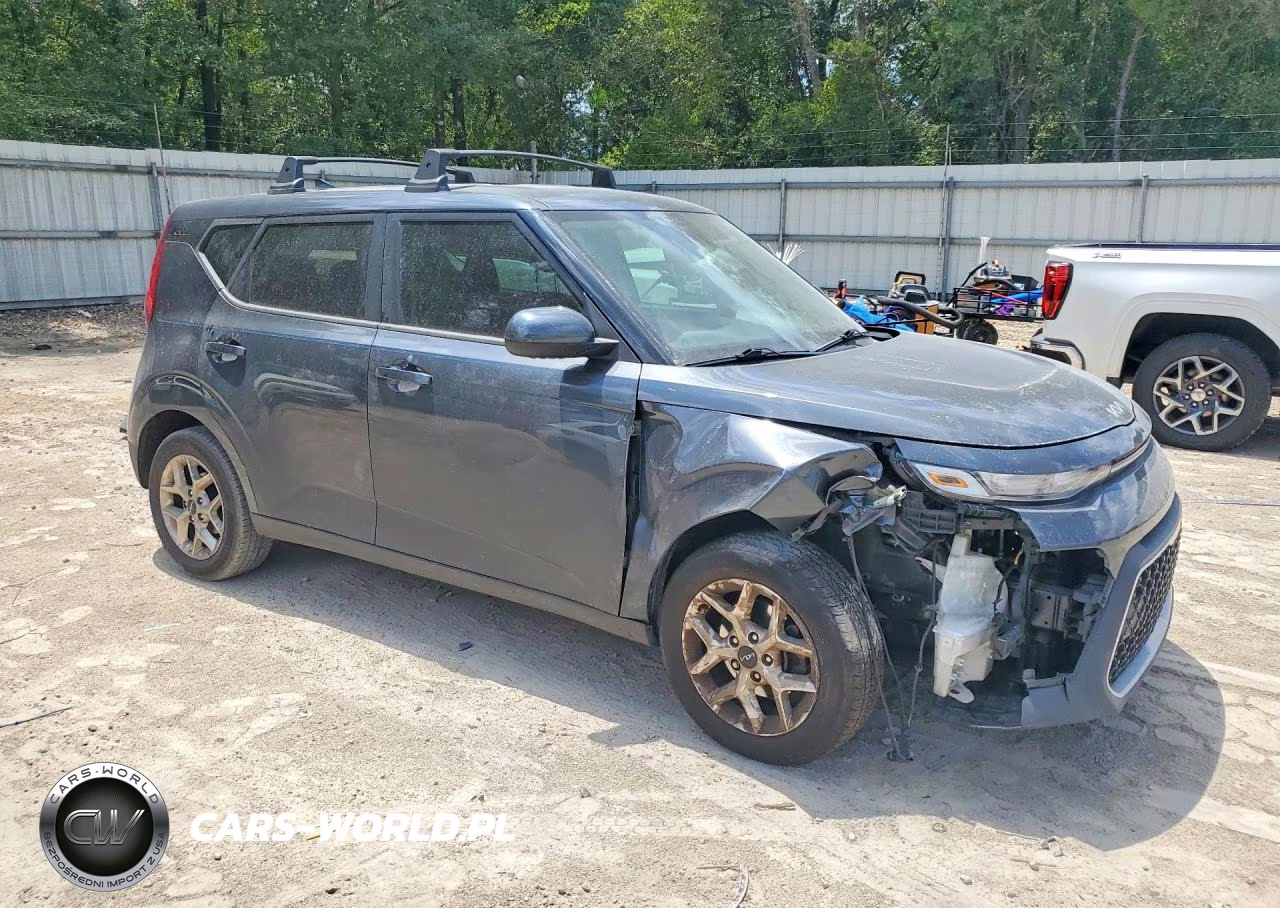 2022 Kia Soul S VIN:KNDJ23AU0N7803374 - 4