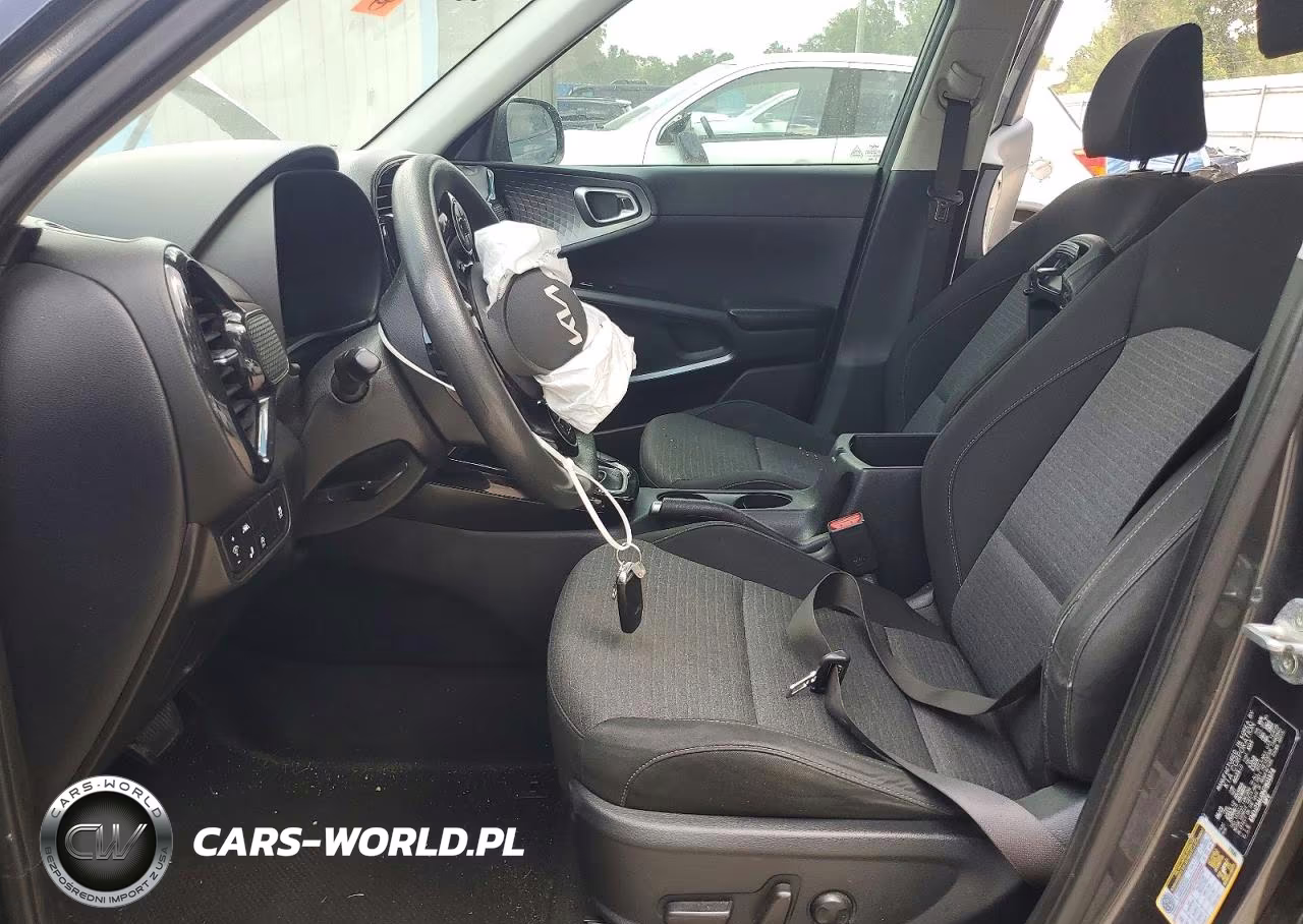 2022 Kia Soul S VIN:KNDJ23AU0N7803374 - 7