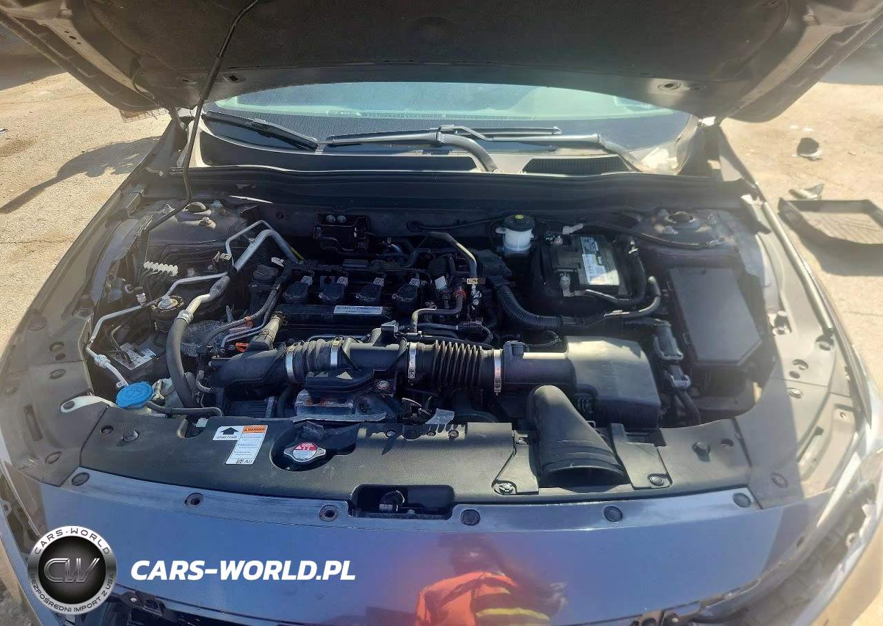 2018 Honda Accord Sport VIN:1HGCV1F3XJA215288 - 11
