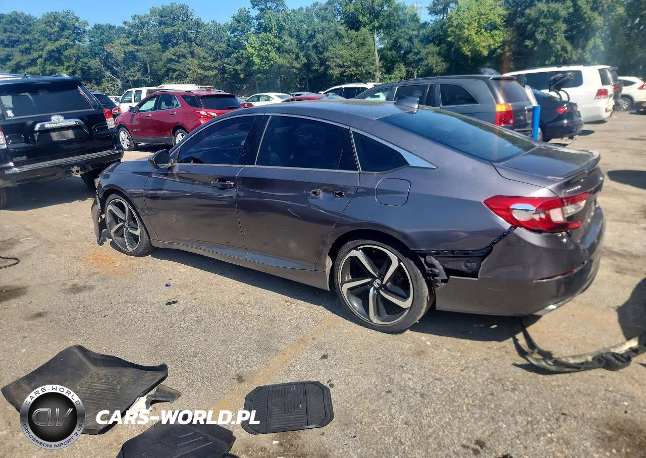 2018 Honda Accord Sport VIN:1HGCV1F3XJA215288 - 2
