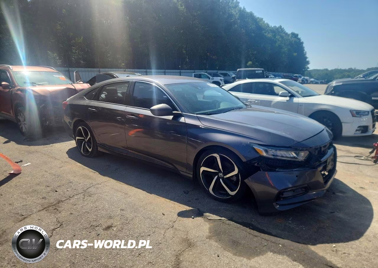 2018 Honda Accord Sport VIN:1HGCV1F3XJA215288 - 4