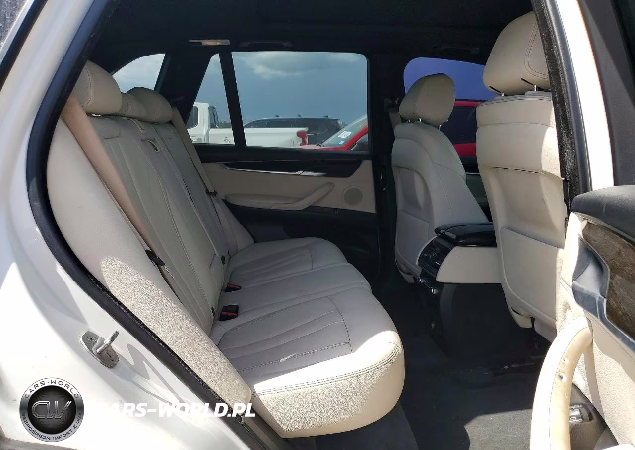 2015 BMW X5 xDrive35I VIN:5UXKR0C5XF0P03666 - 11