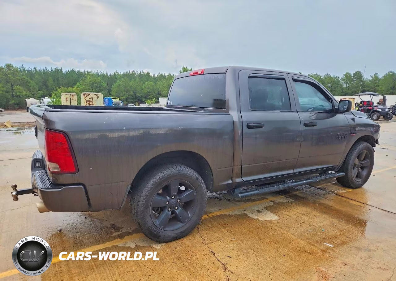 2020 Ram 1500 Classic Tradesman VIN:3C6RR6KT8LG301002 - 3