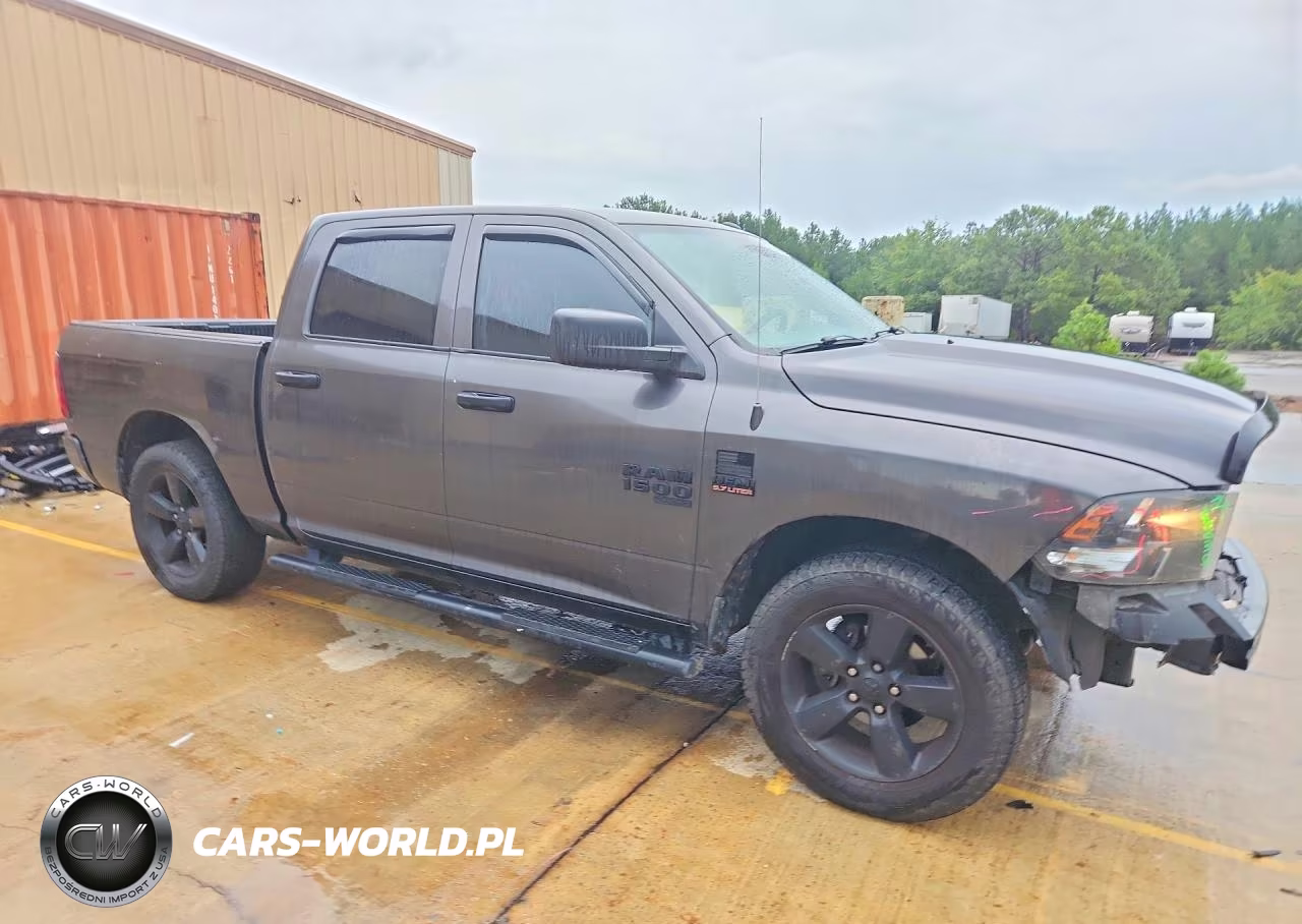 2020 Ram 1500 Classic Tradesman VIN:3C6RR6KT8LG301002 - 4