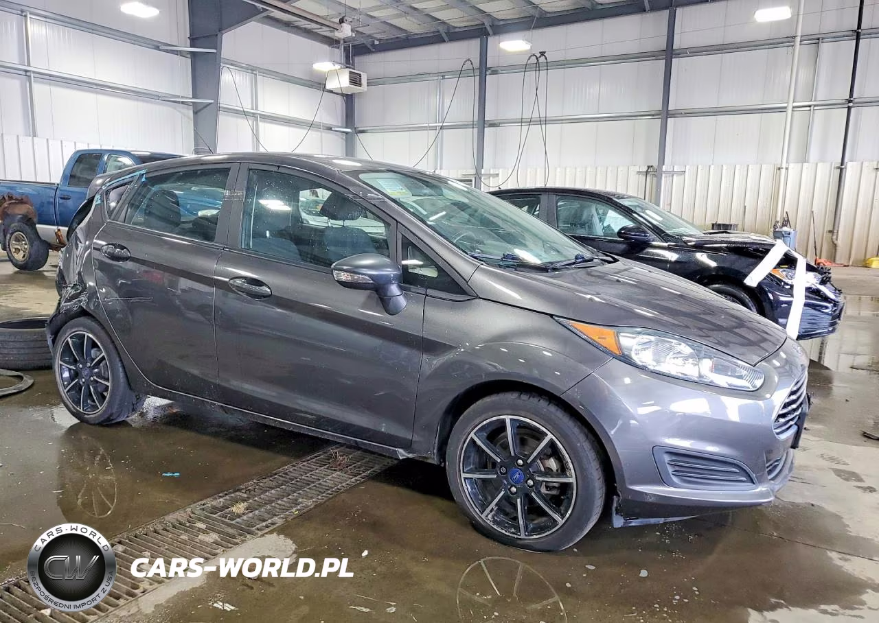 2015 Ford Fiesta Se VIN:3FADP4EJ3FM171522 - 4