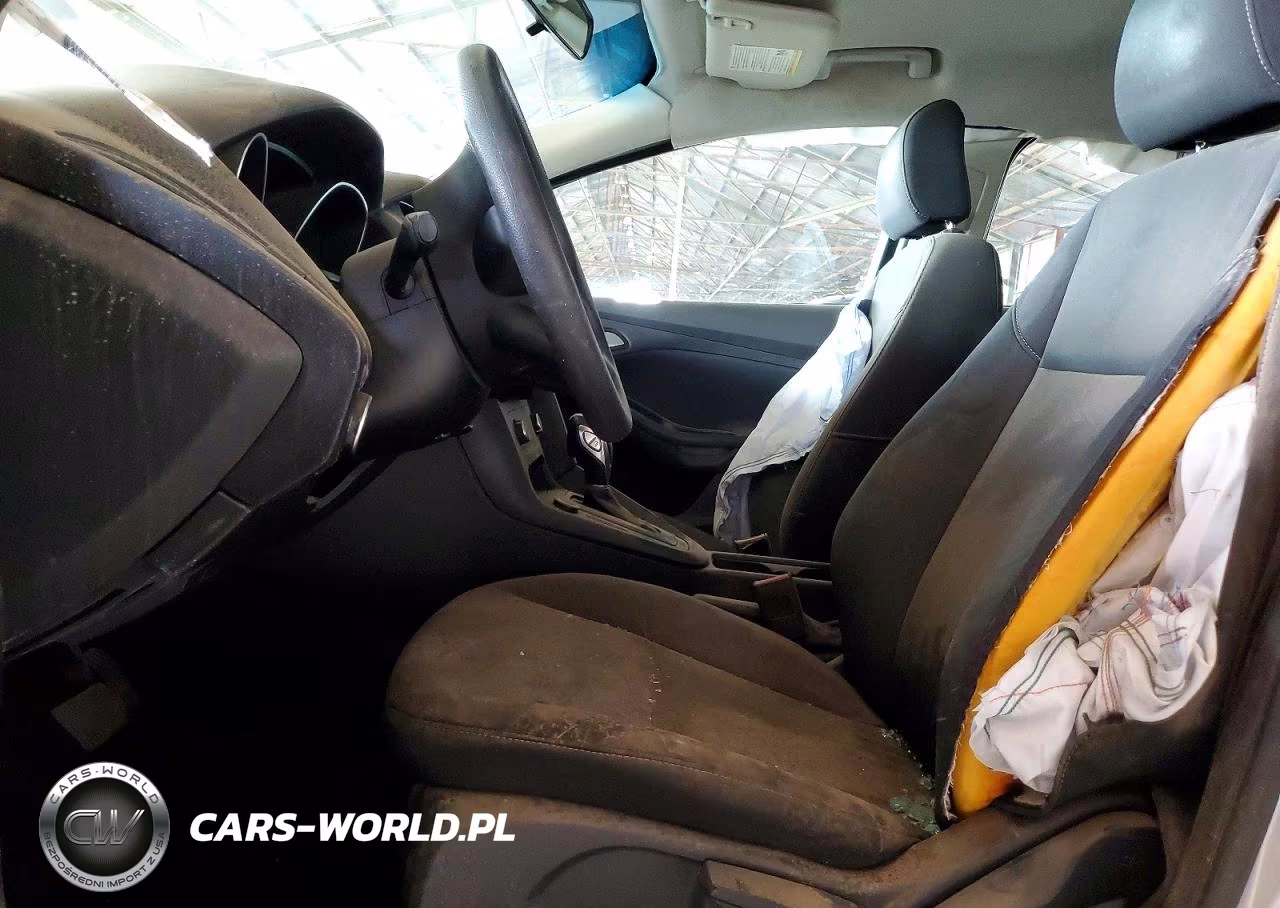 2016 Ford Focus Se VIN:1FADP3K20GL216622 - 7