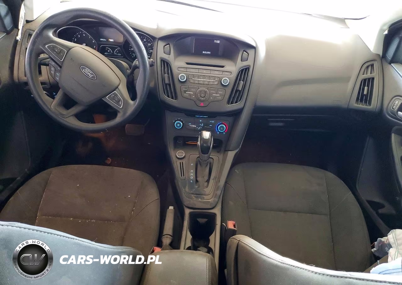2016 Ford Focus Se VIN:1FADP3K20GL216622 - 8