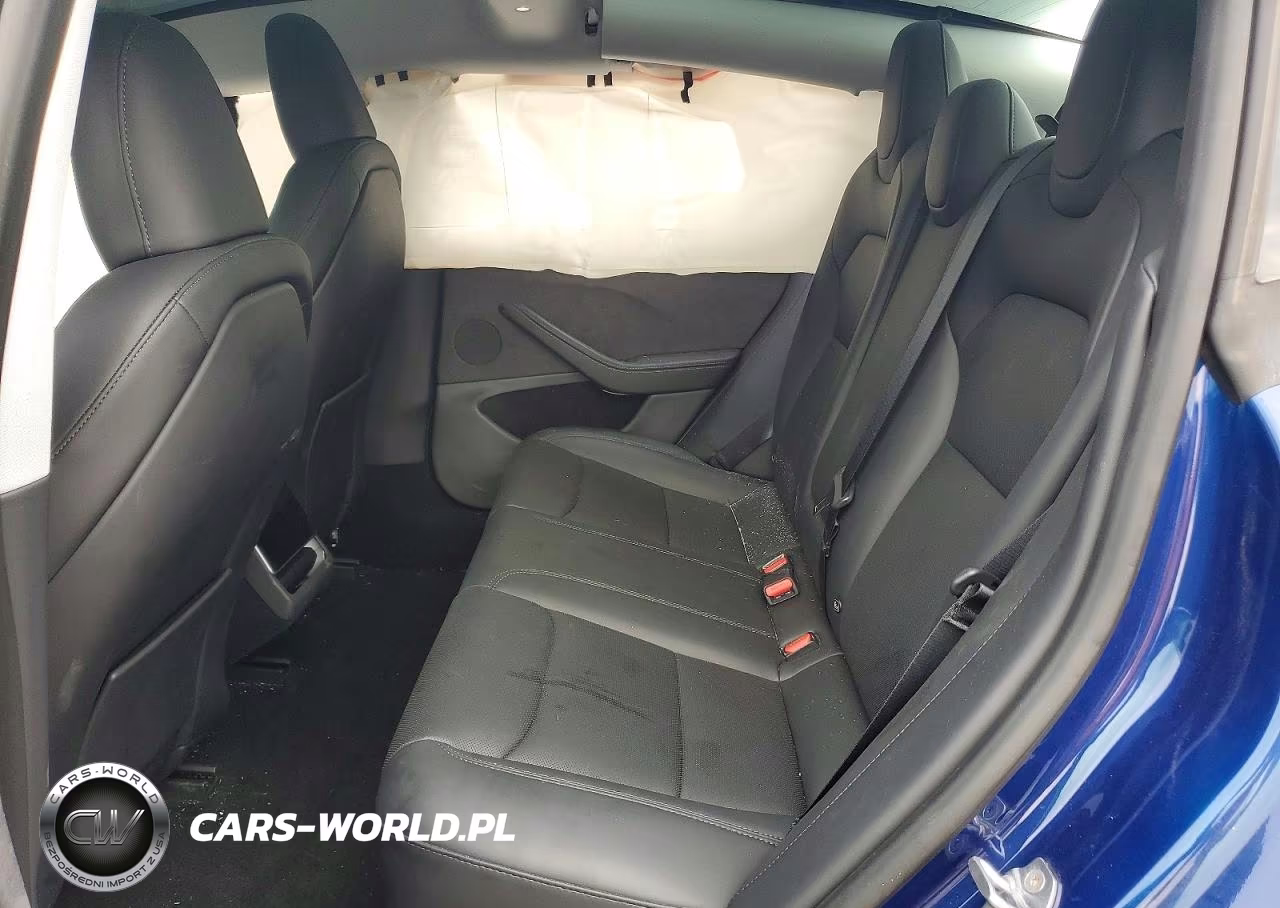 2025 Tesla Model 3 VIN:5YJ3E1EB2SF924359 - 10
