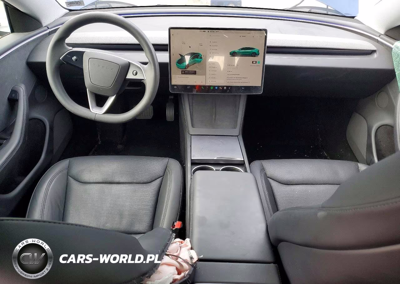 2025 Tesla Model 3 VIN:5YJ3E1EB2SF924359 - 8