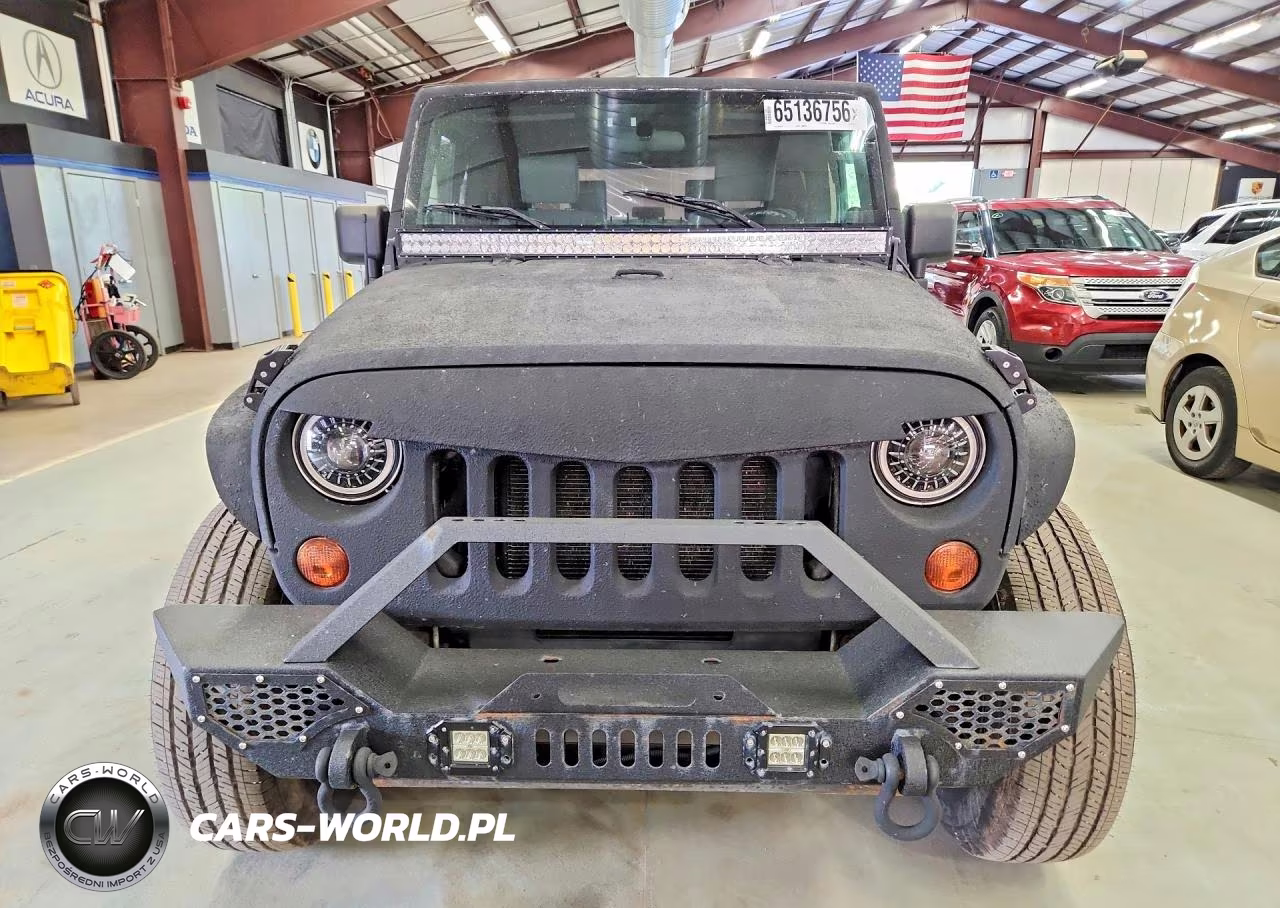 2009 Jeep Wrangler Sahara VIN:1J4FA54189L709188 - 5