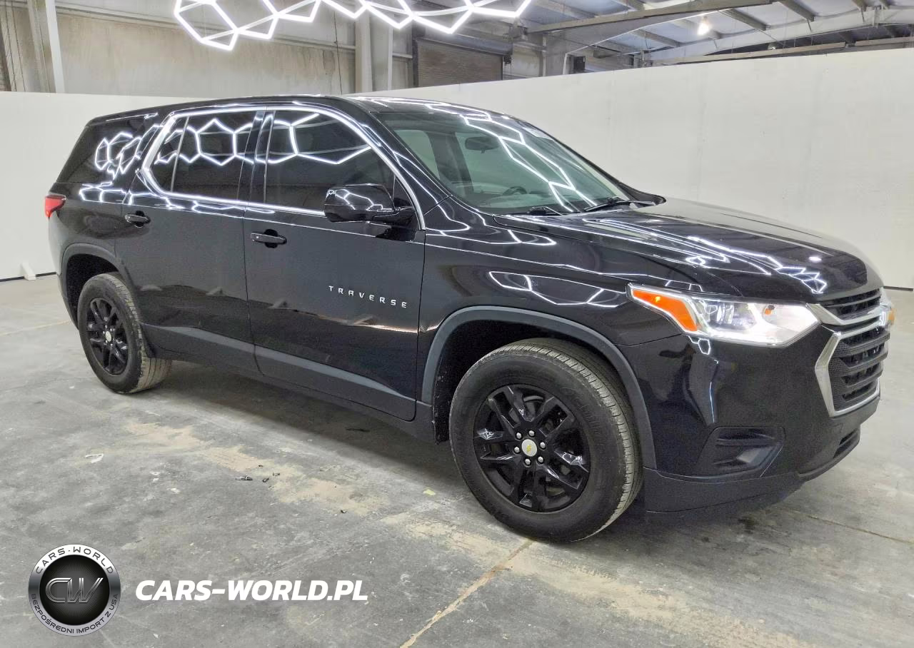 2019 Chevrolet Traverse Ls VIN:1GNERFKW9KJ252236 - 4