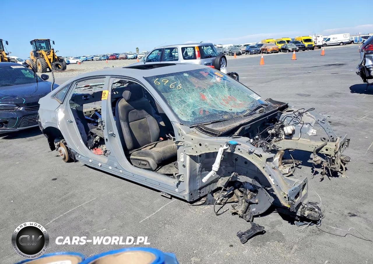 2025 Honda Civic Sport VIN:2HGFE4F86SH326966 - 4