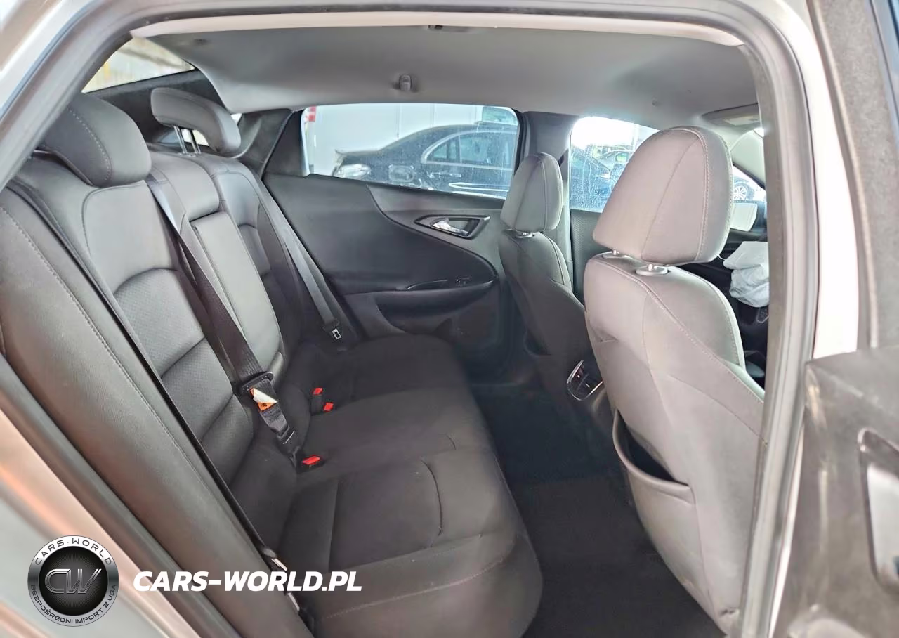 2018 Chevrolet Malibu Lt VIN:1G1ZD5ST2JF155480 - 10