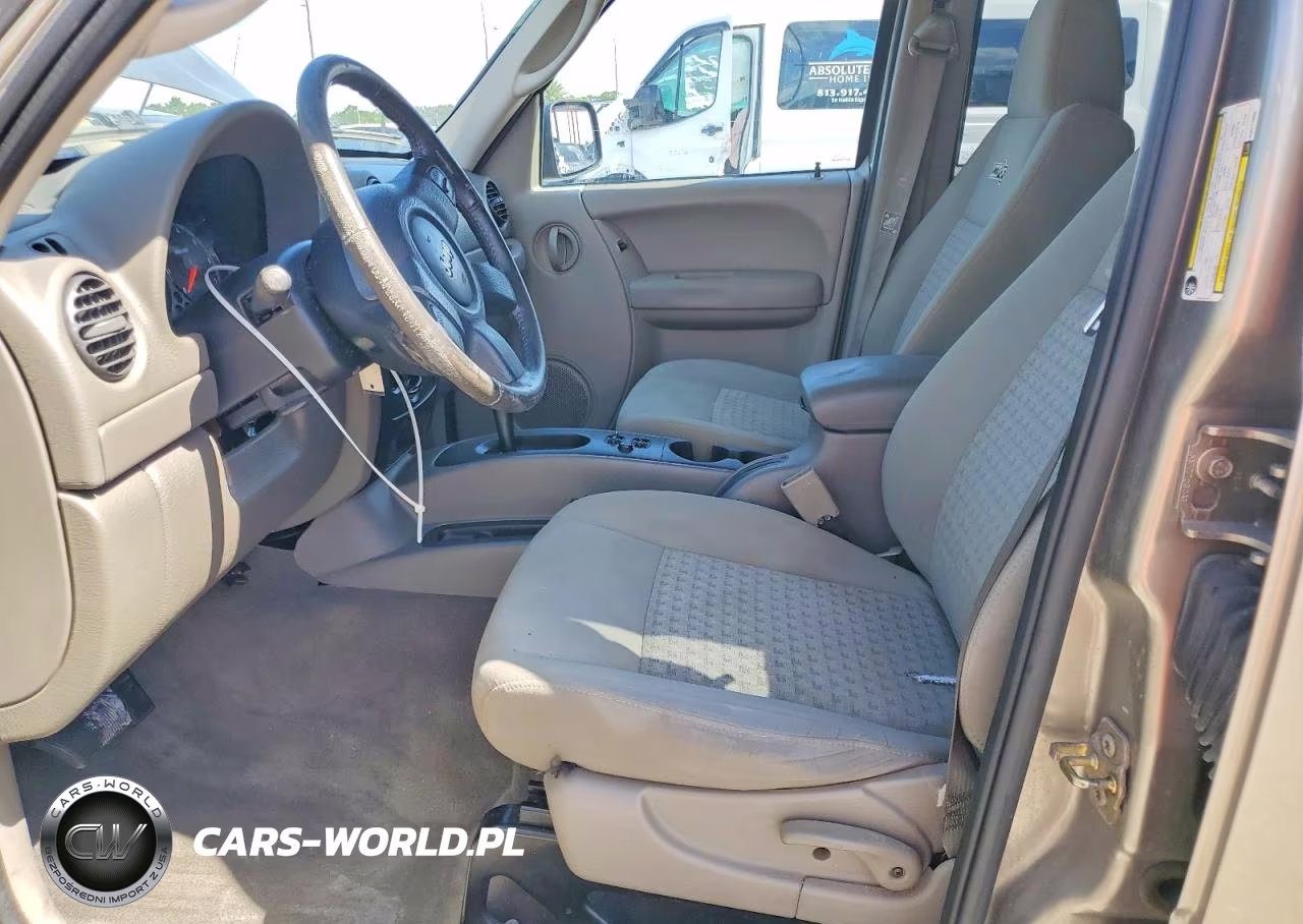 2006 Jeep Liberty Sport VIN:1J4GK48K36W211909 - 7