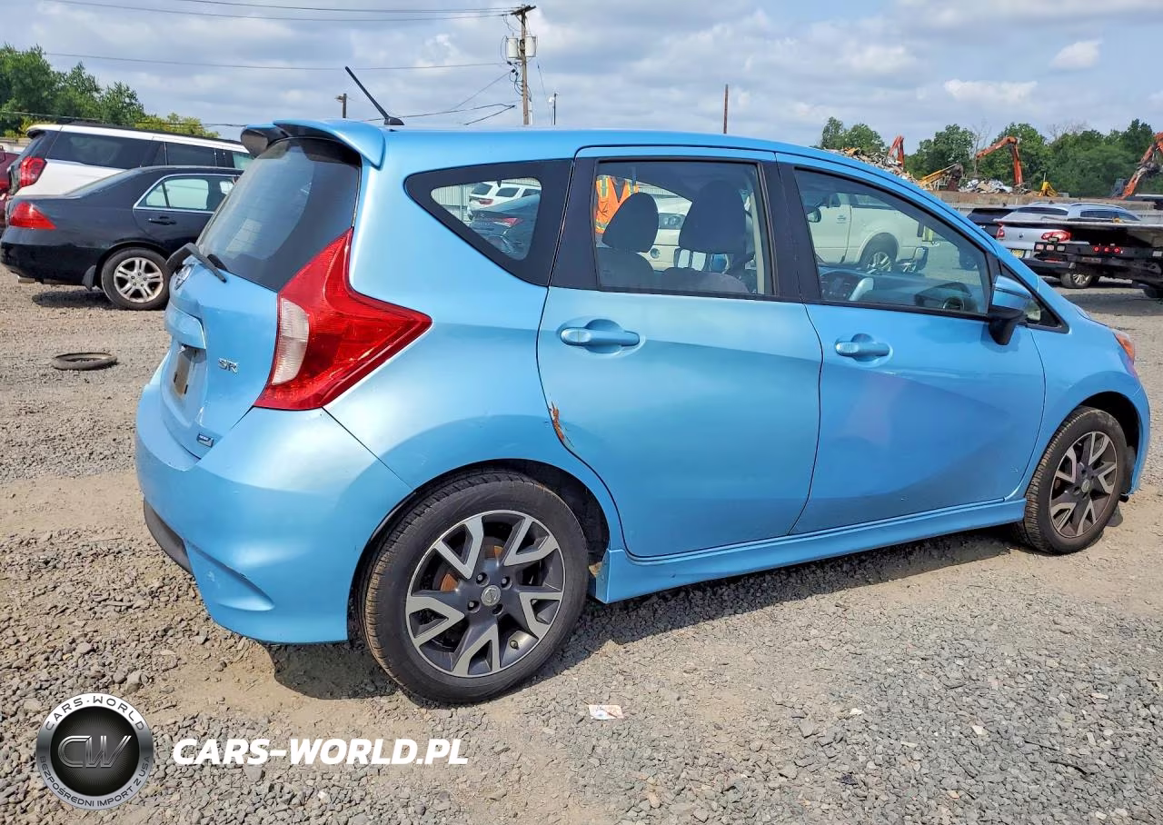 2015 Nissan Versa Note Sr VIN:3N1CE2CP1FL391855 - 3