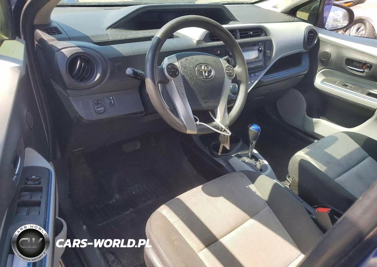 2012 Toyota Prius C Two VIN:JTDKDTB36C1007815 - 8