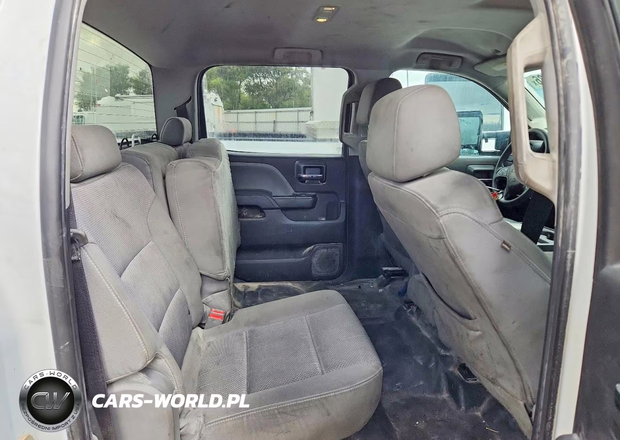 2019 Chevrolet Silverado K2500 Heavy Duty VIN:1GC1KREG6KF102685 - 10