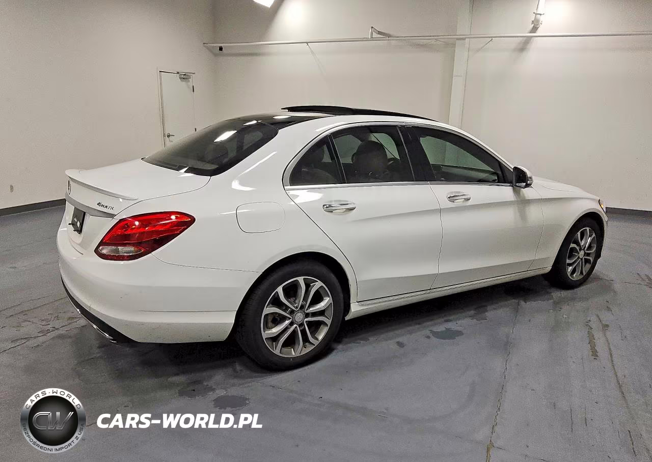 2016 Mercedes-Benz C 300 4Matic VIN:55SWF4KB1GU177360 - 3