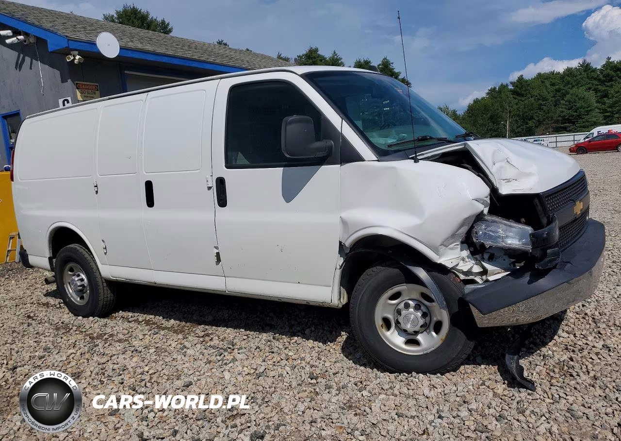 2019 Chevrolet Express Delivery Van VIN:1GCWGAFP1K1294182 - 4