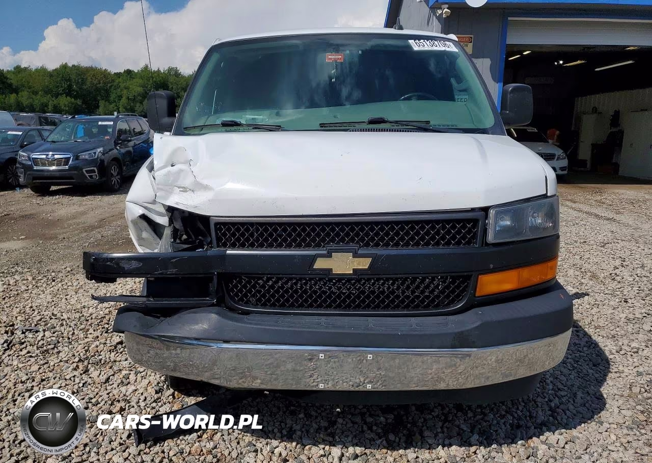 2019 Chevrolet Express Delivery Van VIN:1GCWGAFP1K1294182 - 5