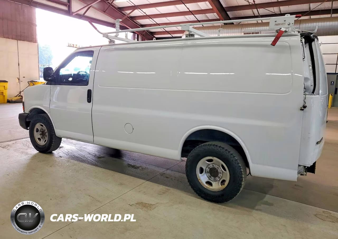 2018 Chevrolet Express G2500 VIN:1GCWGAFB9J1311927 - 2