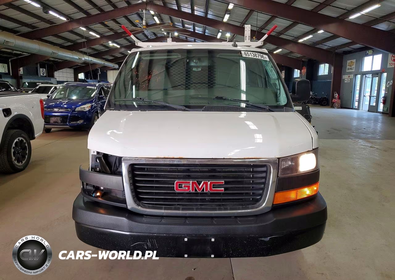 2018 Chevrolet Express G2500 VIN:1GCWGAFB9J1311927 - 5