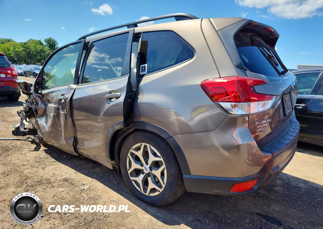 2020 Subaru Forester Premium VIN:JF2SKAJC1LH466092 - 2