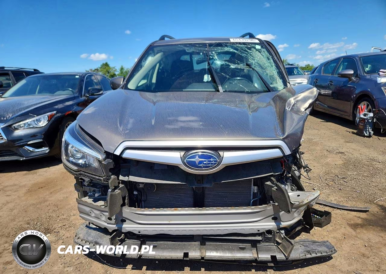 2020 Subaru Forester Premium VIN:JF2SKAJC1LH466092 - 5
