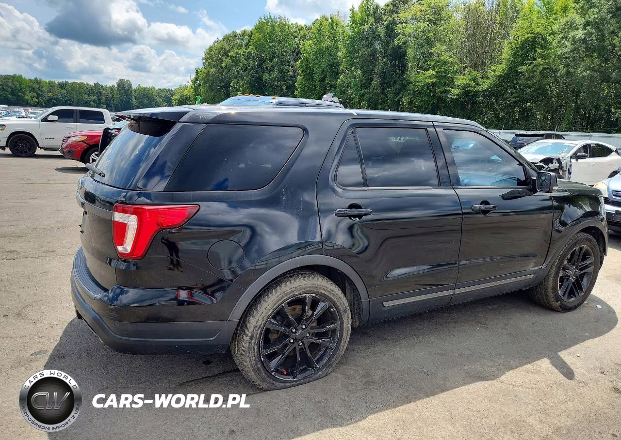 2018 Ford Explorer Xlt VIN:1FM5K7D85JGB73929 - 3